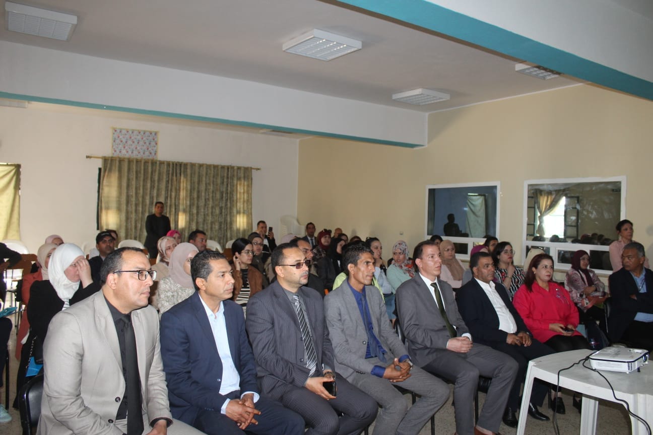 أكثر من 100 طبيب في اليوم العلمي الخامس لطب الأسنان